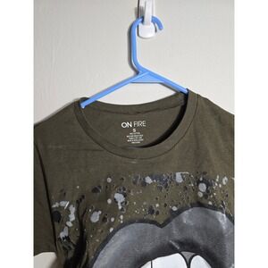 On Fire Lips Graphic‎ T-Shirt Drawstring Olive Green Trendy Top Size S